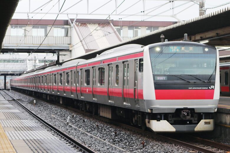 京葉線のE233系電車
